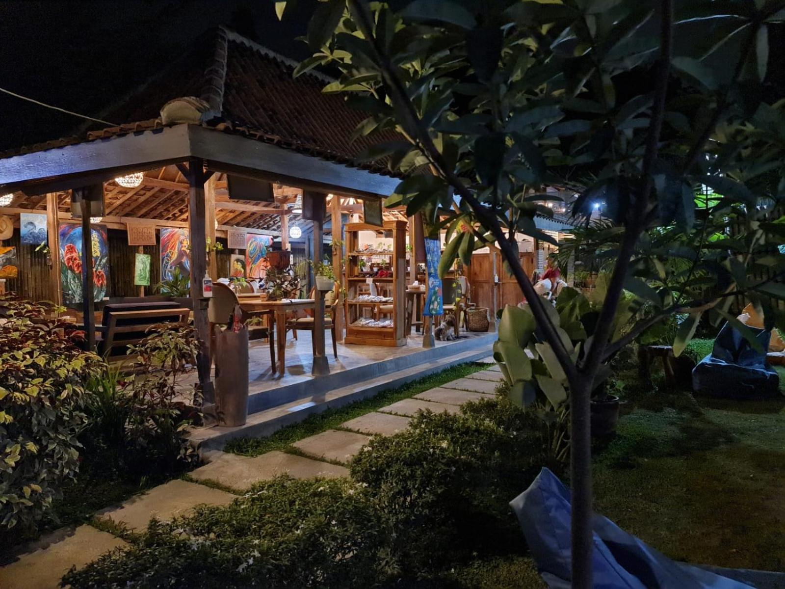 Villa Kayu Yogyakarta Luaran gambar