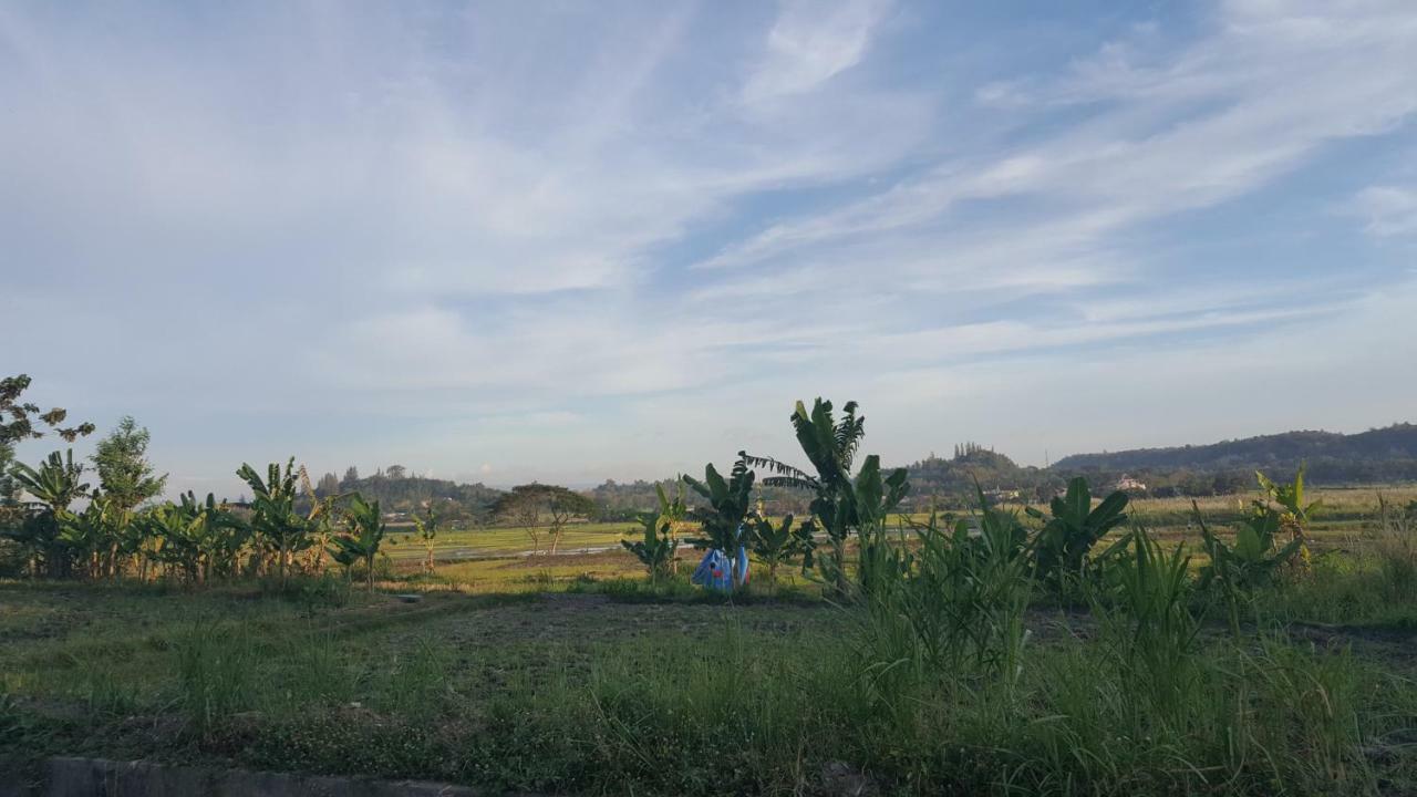 Villa Kayu Yogyakarta Luaran gambar