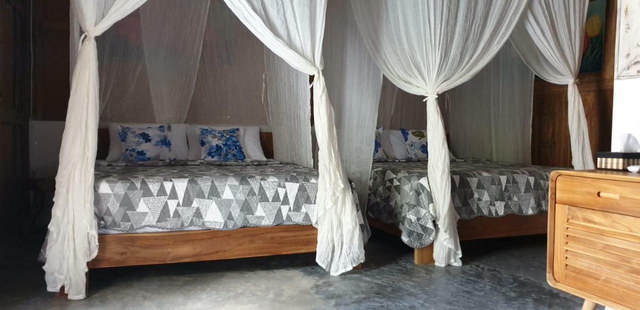 Villa Kayu Yogyakarta Luaran gambar